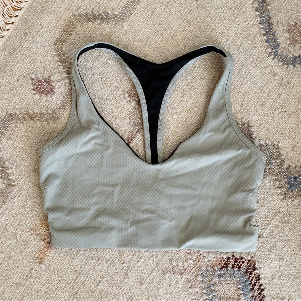 Onzie Hot Yoga Sports Bra